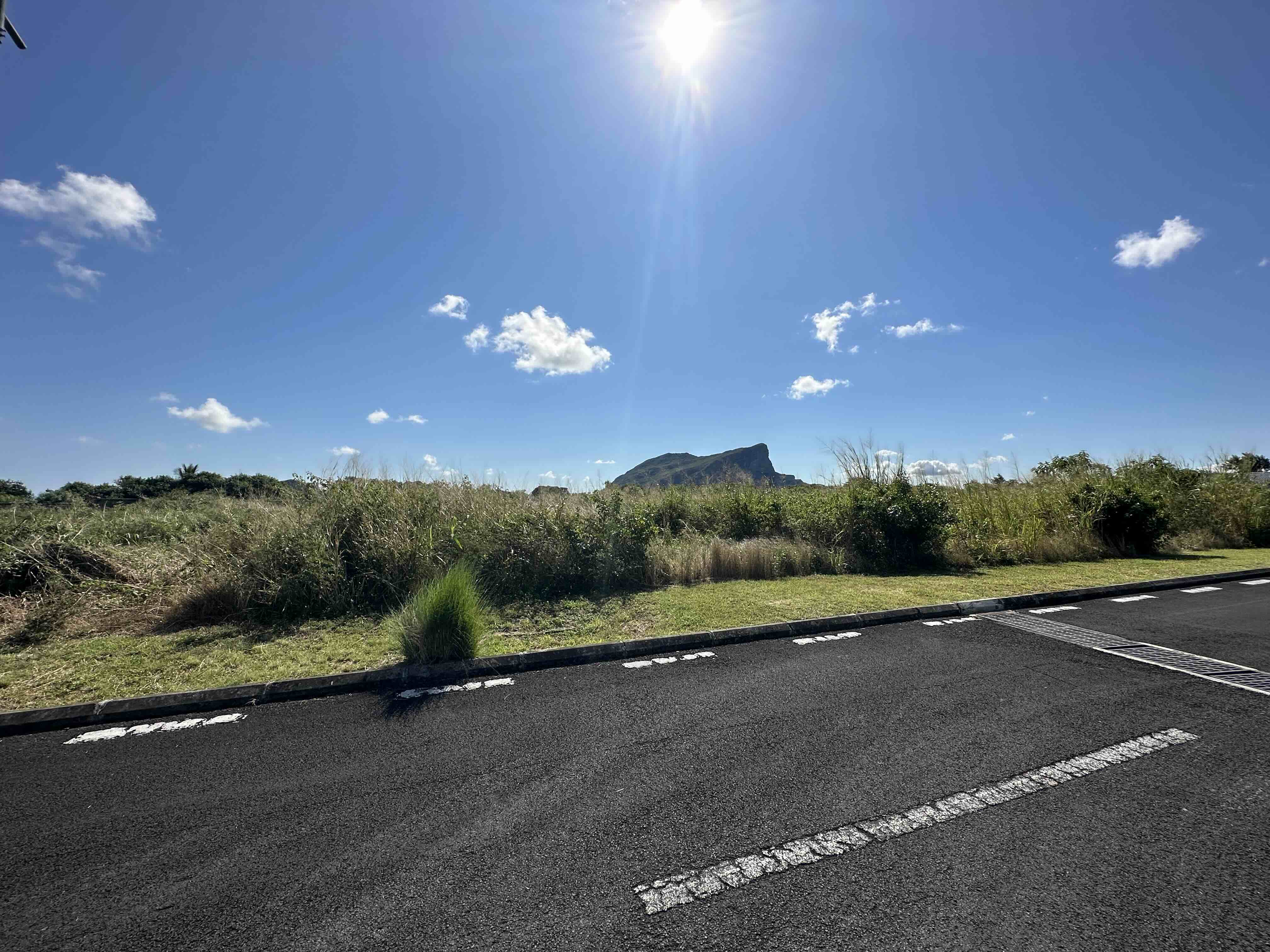 RESIDENTIAL LAND FOR SALE PIERREFONDS RIVERSIDE